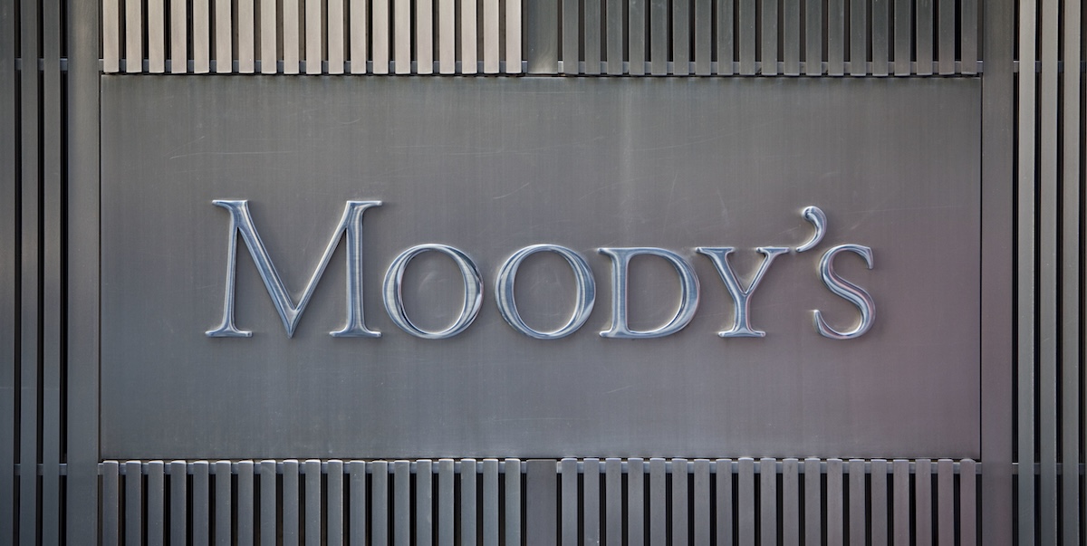 L'agenzia di rating Moody's ha migliorato la valutazione sull'Italia per la prima volta da 23 anni