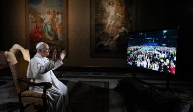 Il Papa ai giovani: è il tempo di sognare in grande, siete il presente della Chiesa