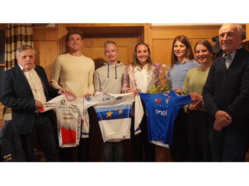 L'ALTO ADIGE HA CELEBRATO I SUOI AZZURRI. PREMIO ALLA CARRIERA PER EVA LECHNER