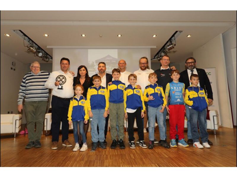 SALUS SEREGNO DE ROSA. UN BOTTINO DI 55 VITTORIE E FUTURO BRILLANTE PER IL TEAM DI MORETTO