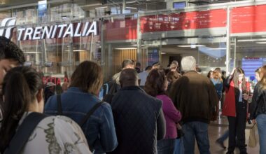Tra Milano e Venezia ci sono treni sospesi e in ritardo a causa dell'investimento di una persona 