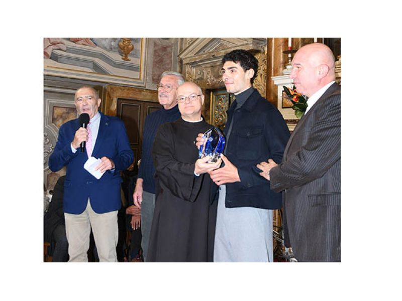 LA CASTELLINA. A BARONCINI IL PREMIO "CORAGGIO E AVANTI"