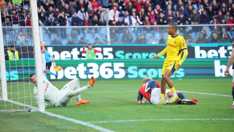 Genoa-Hellas 2-1 Marassi amaro per il Verona. Un altro ko pesantissimo