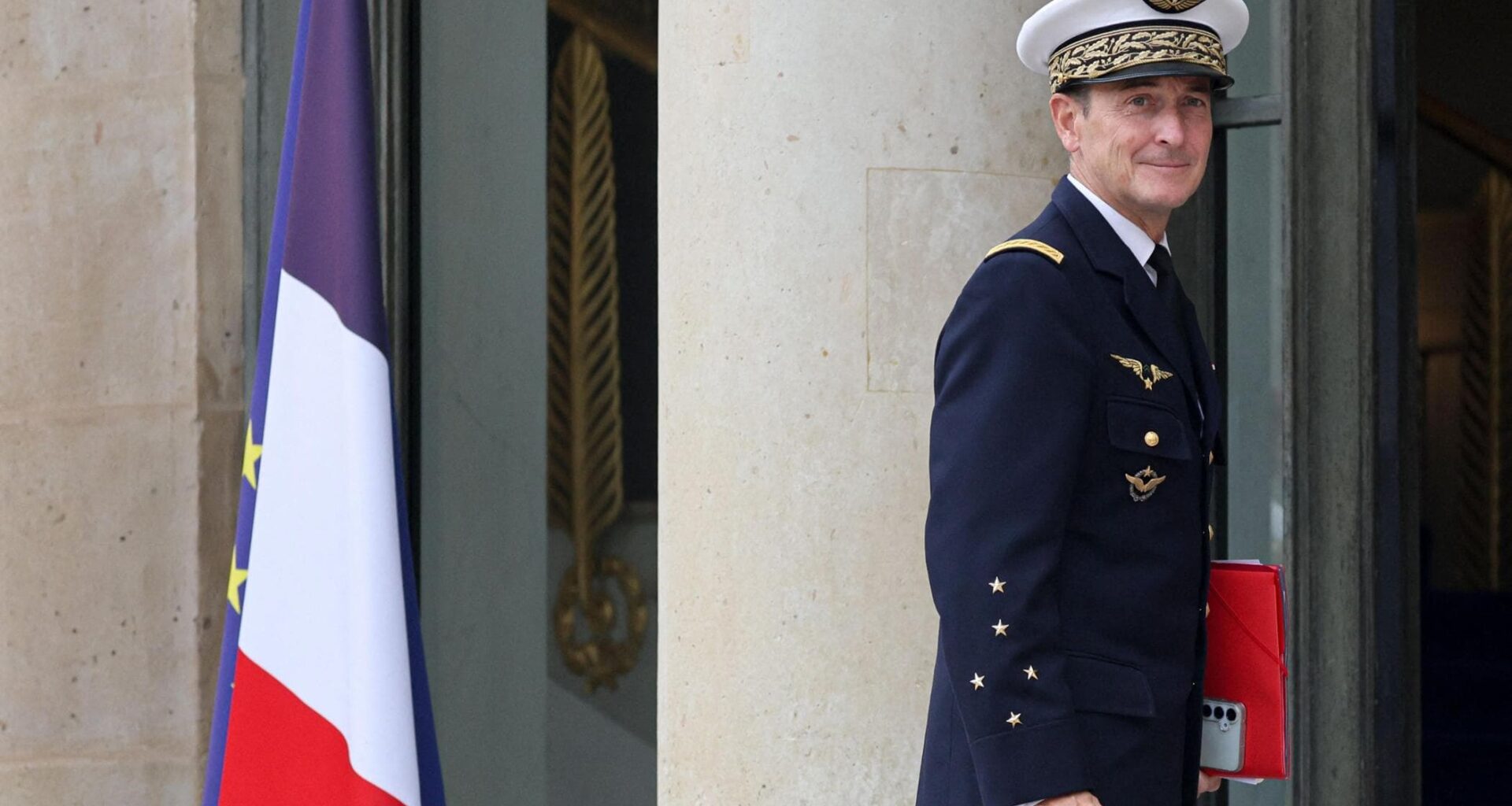 Il Capo di Stato Maggiore francese avverte: “Il Paese si prepari a perdere i suoi figli in guerra” - la Repubblica