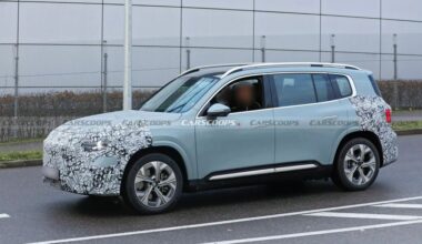Nuova Mercedes GLB 2026 si scopre un po' di più: le ultime foto spia prima del debutto