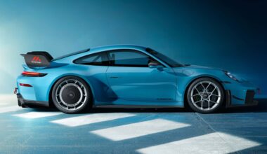 La Porsche 911 GT3 diventa larghissima col kit Manthey