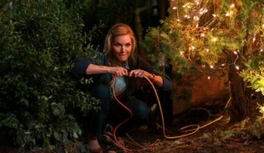 Oh. What. Fun., Michelle Pfeiffer abbandona la sua famiglia a Natale nel trailer della commedia