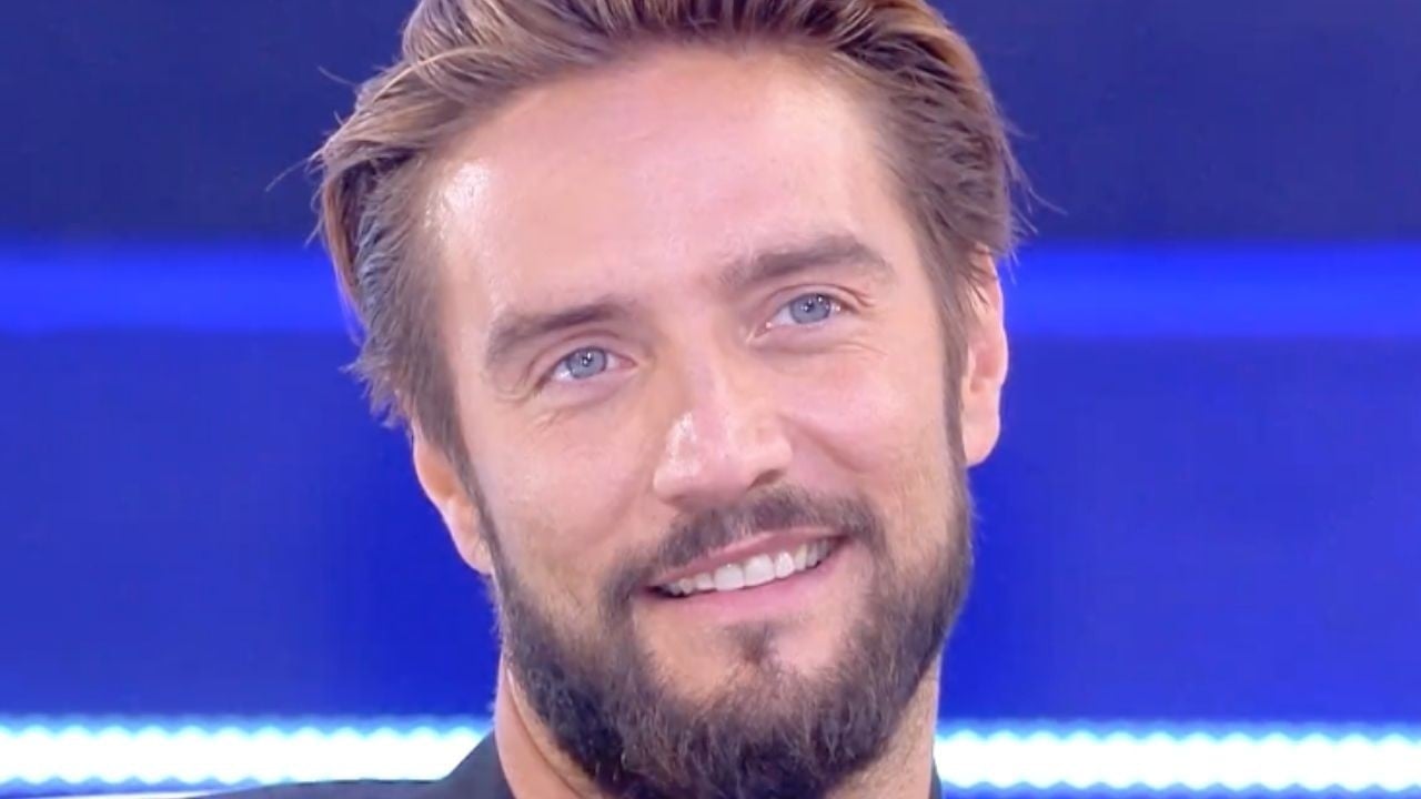 Grande Fratello, Alex Belli sulla nuova edizione: "Se scegli di fare il GF devi avere il coraggio di andare fino in fondo"