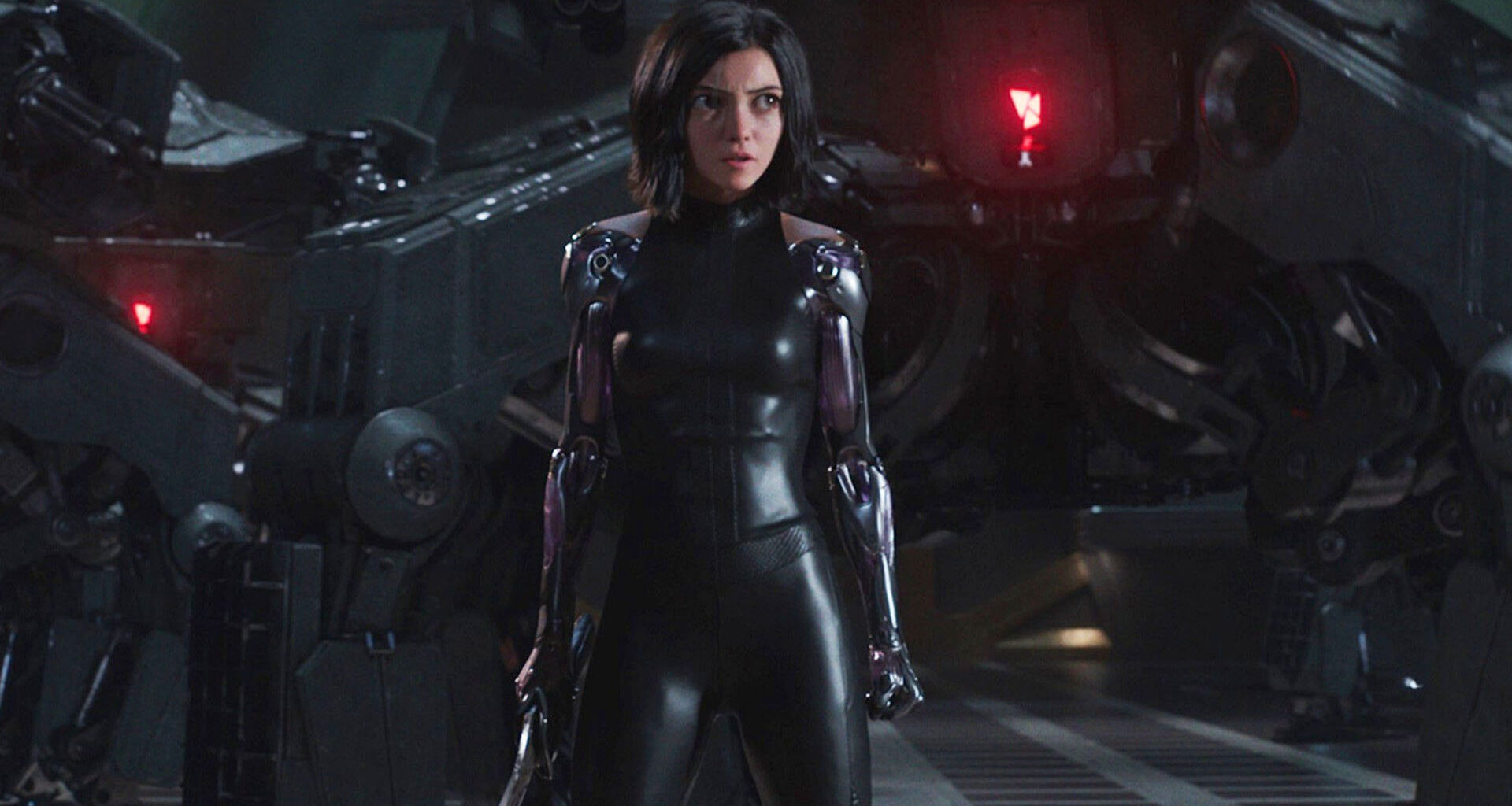 Alita 2, James Cameron e Robert Rodriguez non mollano: "Pensiamo a una trilogia, ma ci va bene anche un altro solo film"