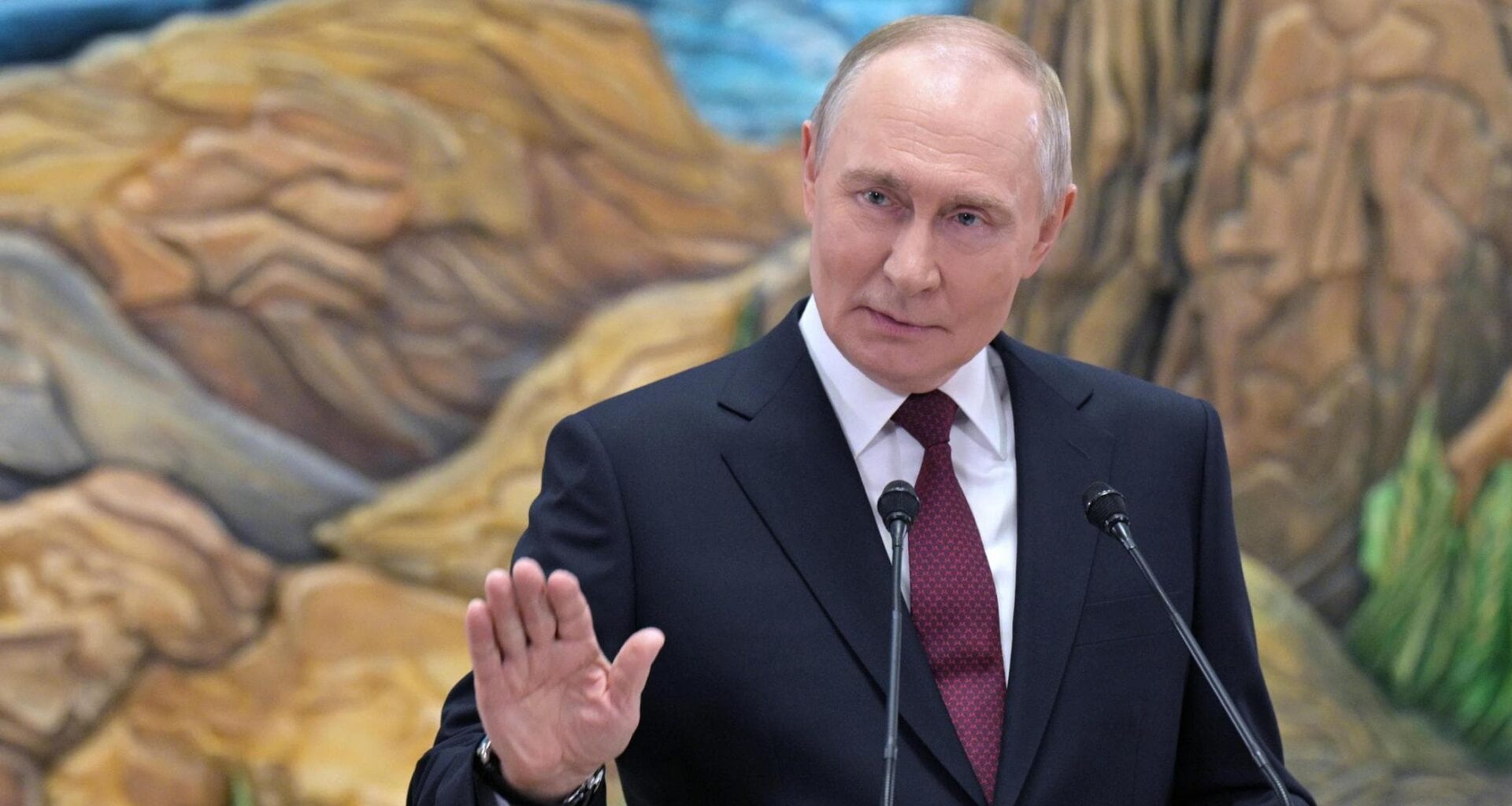 Putin gela i negoziati: “Tregua solo se Kiev si ritira dalle regioni contese” - la Repubblica