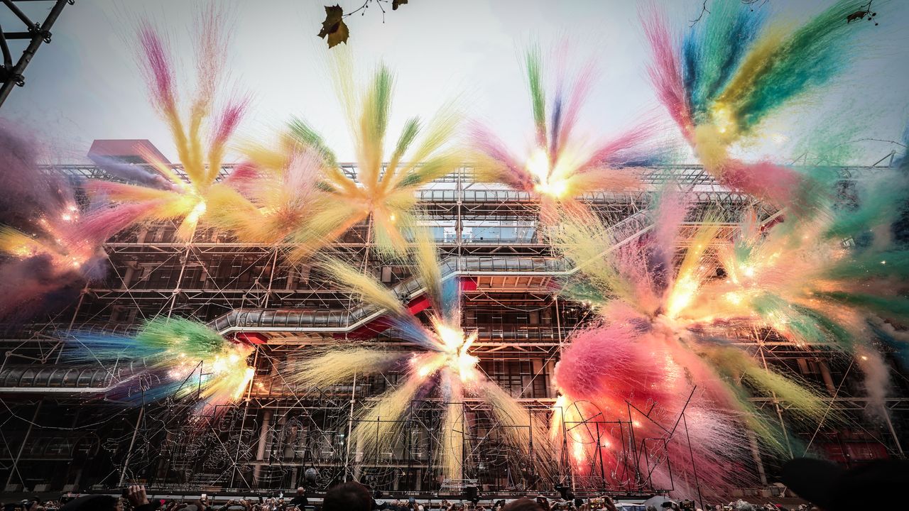 Sono stato alla chiusura del Centre Pompidou per scoprire che l'arte continua a vivere (anche) in digitale