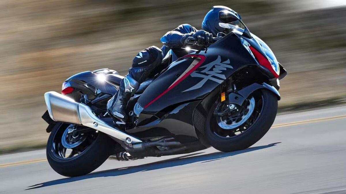 Suzuki Hayabusa 2026: nuove colorazioni, stessa passione per la velocità - News
