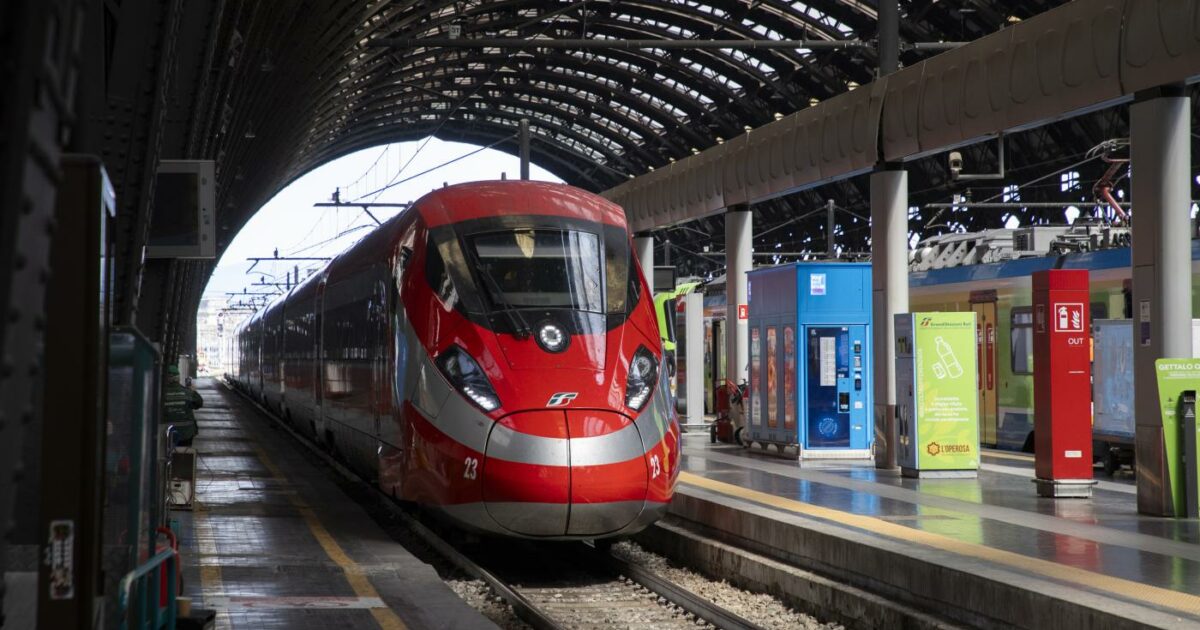 Frecciarossa con ritardi fino a 6 ore
