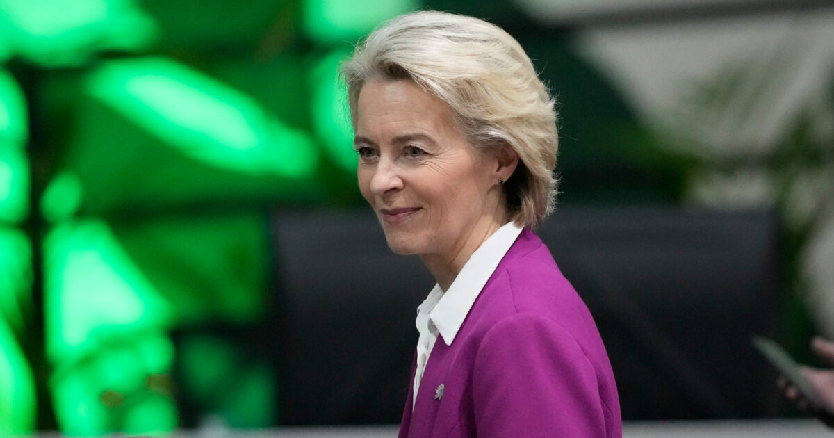 Ucraina, Commissione Ue: tre opzioni per finanziamento agli Stati membri | Il Fatto Quotidiano