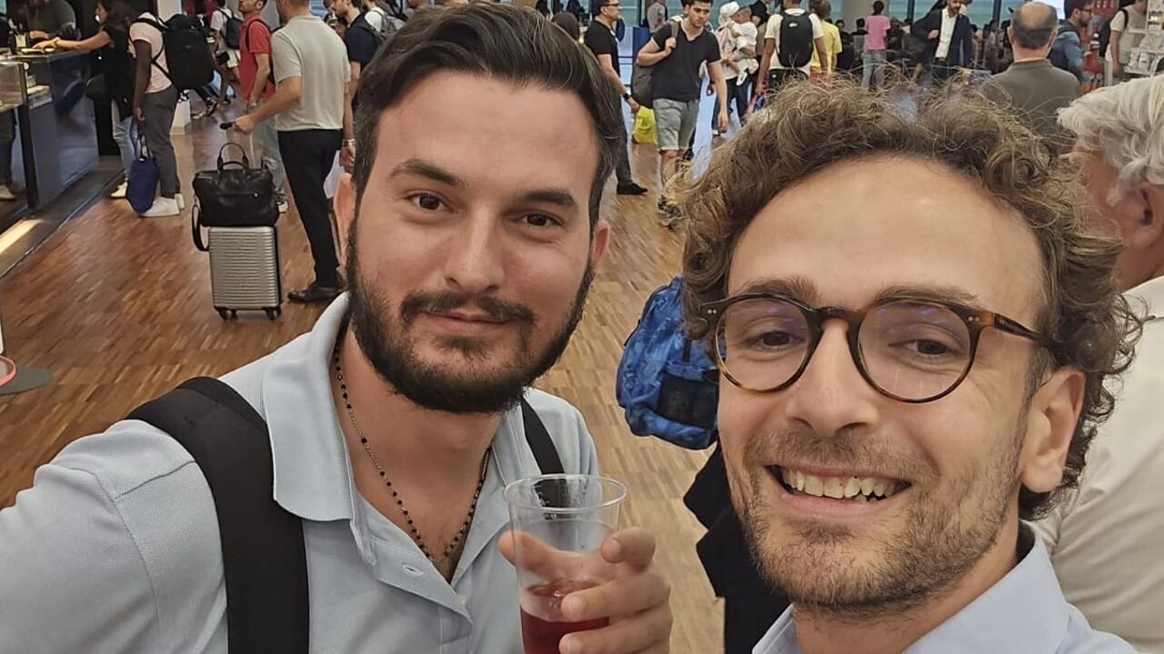 i super-pendolari che vivono come nella serie di Ficarra e Picone