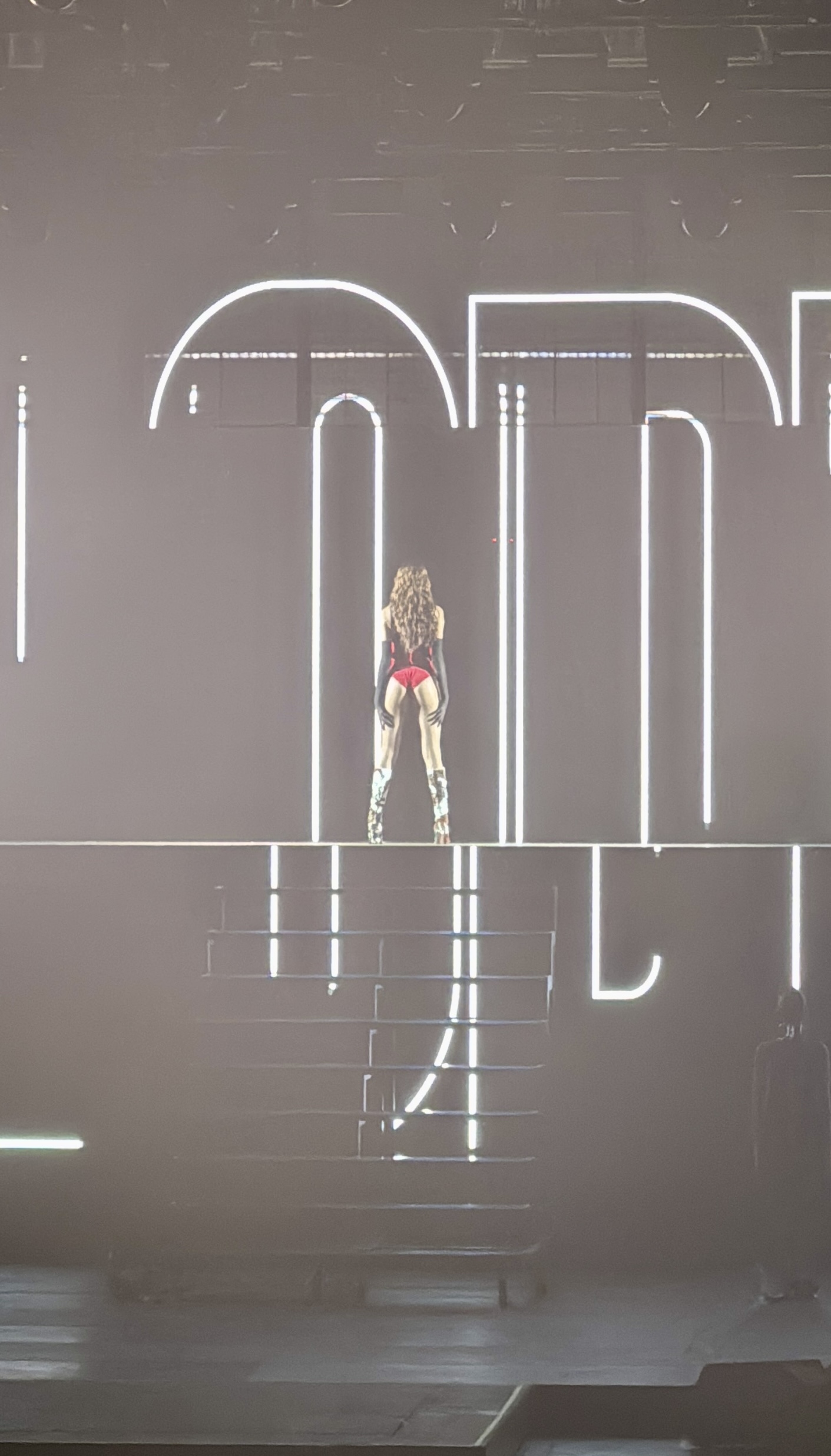 4646A5F2-9EDF-4DF2-B4F9-CA5CDFA5C22D 2