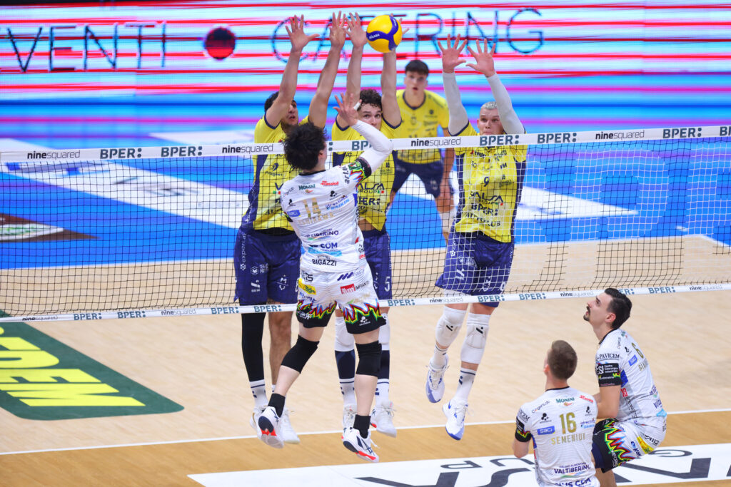 Modena perde con Perugia a testa alta nel sold-out del PalaPanini