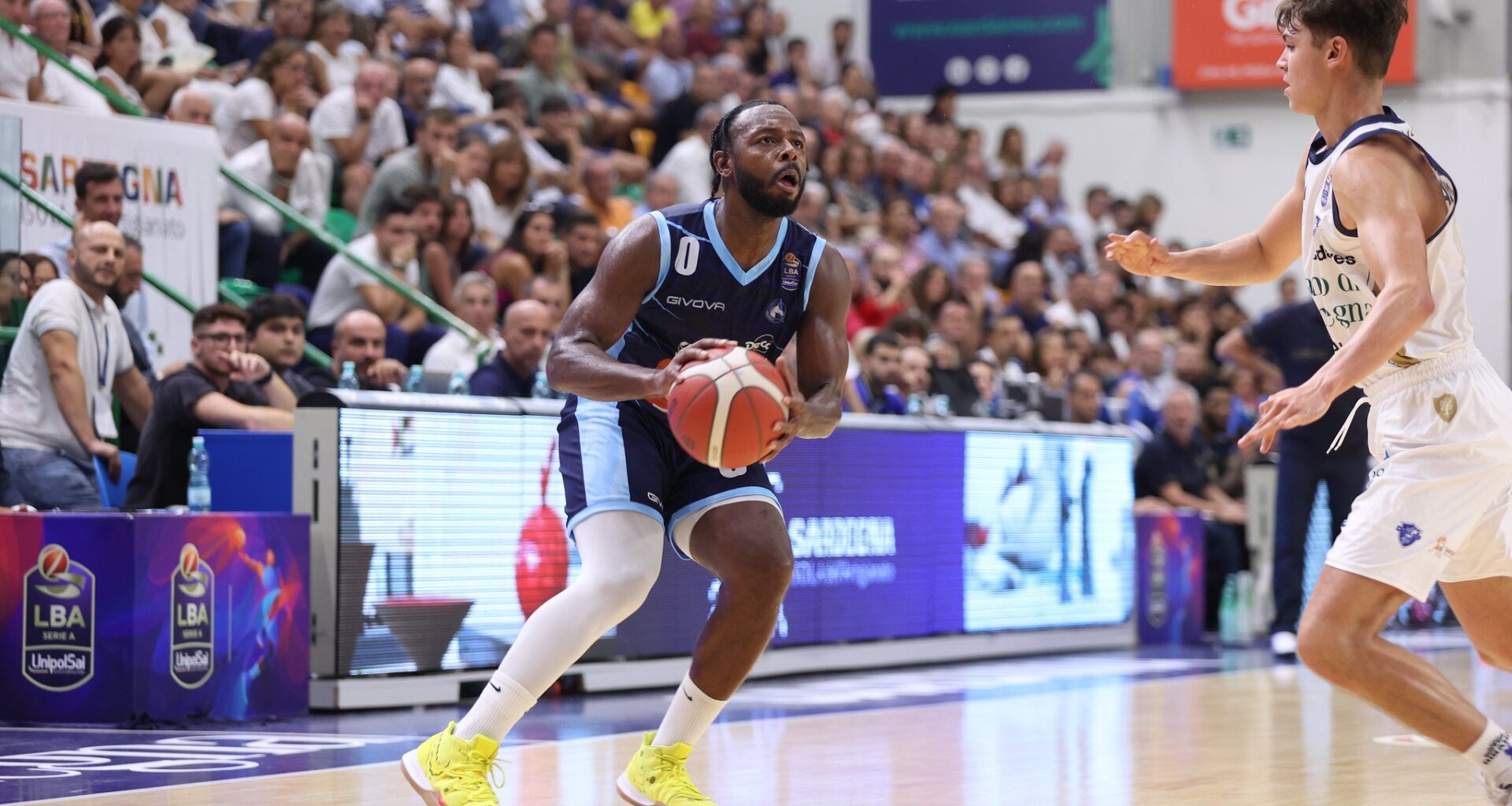 UFFICIALE - Jacob Pullen torna in LBA! C'è l'accordo con la Dinamo Sassari