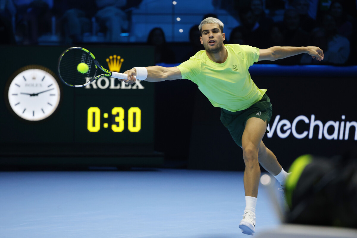Alcaraz dà forfait in Coppa Davis per un edema muscolare