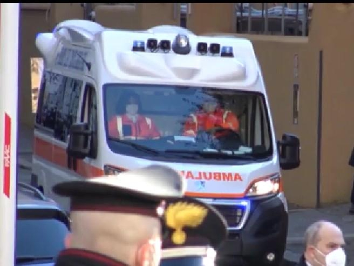 Incidente sul lungotevere, morto 35enne in scooter: ha perso il controllo del veicolo e si è schiantato