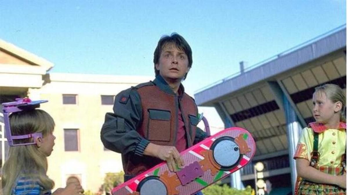 Ritorno al Futuro «compie» 70 anni (nel film): 10 invenzioni tecnologiche passate dal film alla realtà