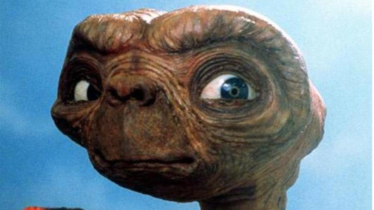 «E.T.» in tv: il cameo (tagliato) di Harrison Ford, l’omaggio a «Guerre Stellari», 15 (+1) segreti del film