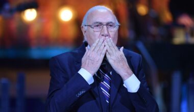 Eredità di Pippo Baudo, il mistero della mancata accettazione da parte degli eredi a tre mesi dall'apertura del testamento: «Sono 10 milioni, si pensa sia troppo poco»