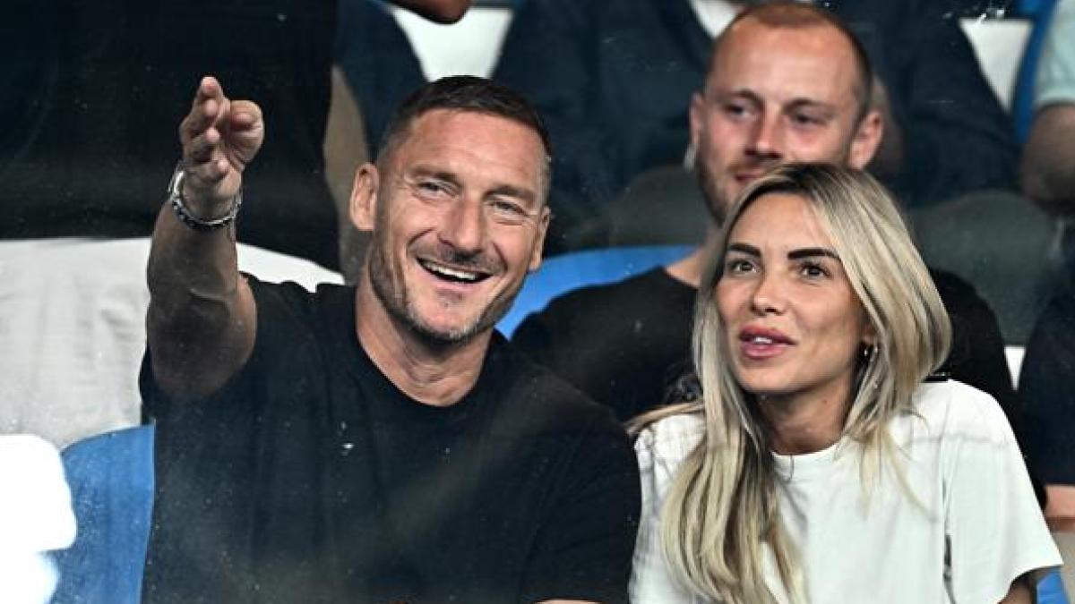Francesco Totti cambia casa: lite col proprietario dell'attico a Vigna Clara sul costo dell'affitto dopo le accuse reciproche di danni all'alloggio