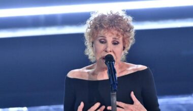 Addio a Vanoni, a Milano è lutto cittadino. L'ultima sera: «Ha chiesto un gelato, poi la collaboratrice l'ha trovata priva di sensi»