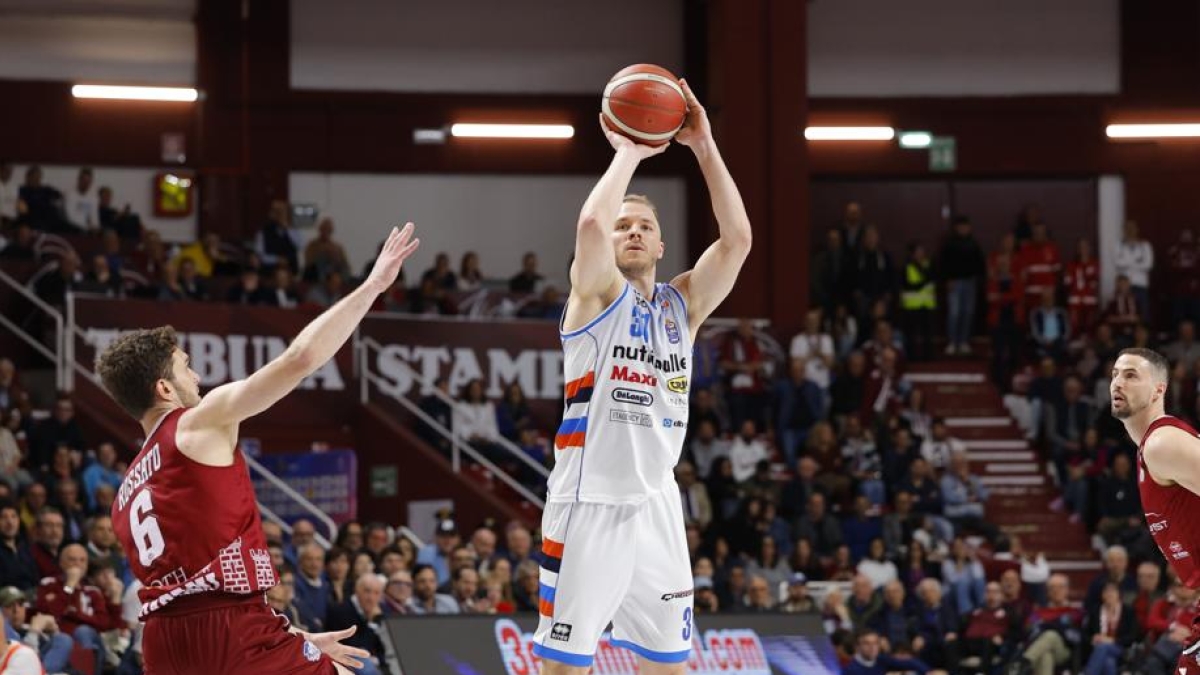 Serie A, Treviso-Trapani 82-95: al PalaSharks primi minuti di trionfo e poi il ko