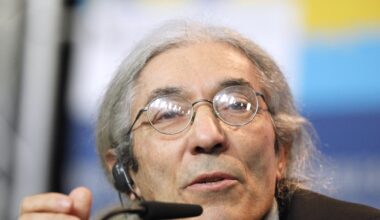 Algeria grazia lo scrittore Sansal. Andrà a curarsi in Germania