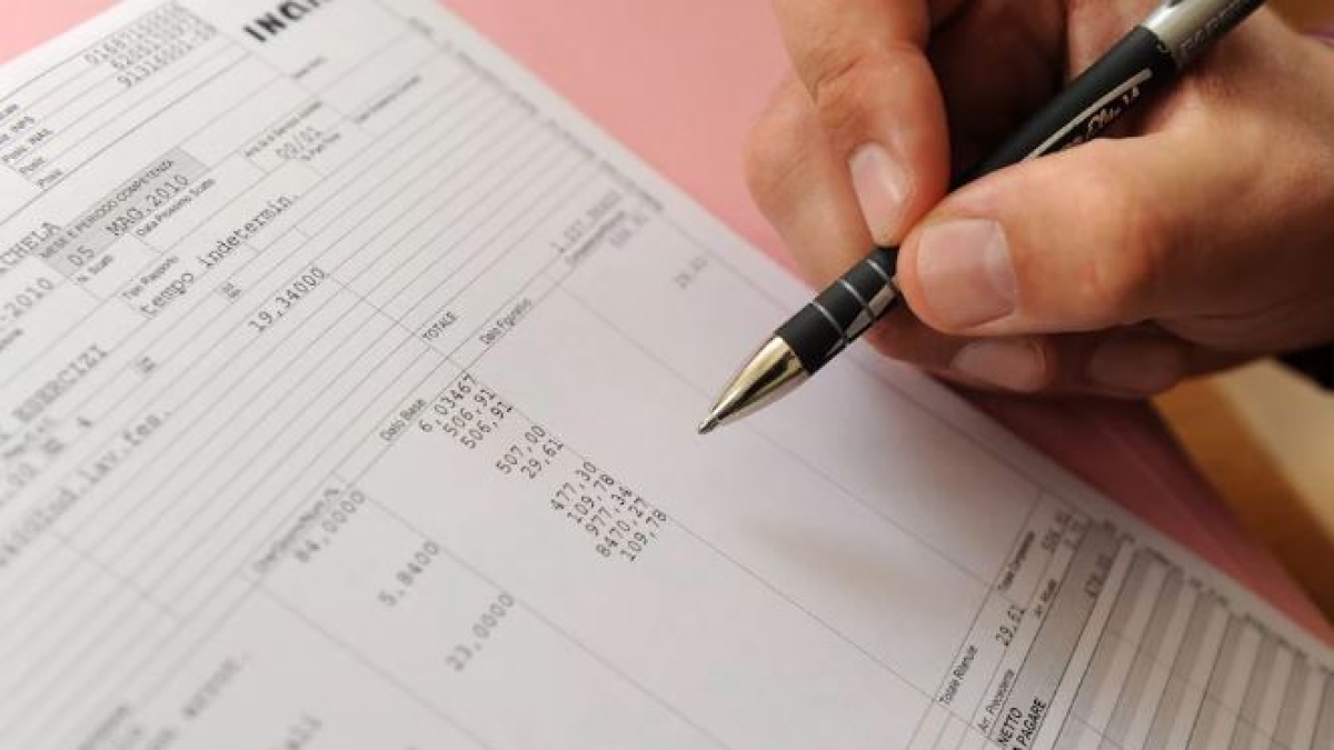Tasse ridotte al 5% sugli aumenti contrattuali: in busta paga quasi 500 euro in più, ecco per chi vale