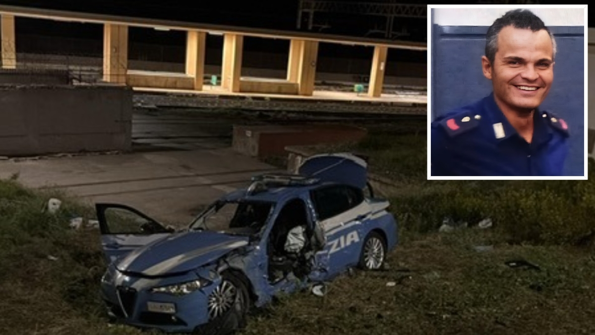 Incidente a Torre del Greco, Suv invade corsia opposta e travolge volante: morto poliziotto, un altro grave. L'uomo alla guida scappa, poi arrestato: positivo a test droga