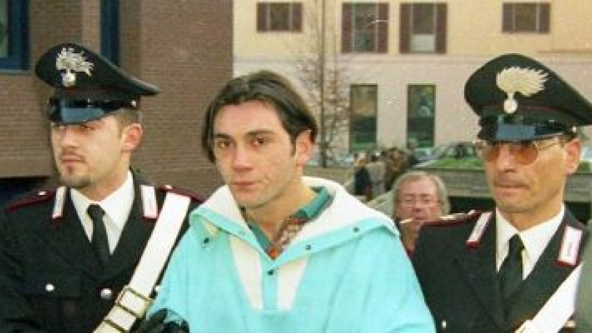 Chi è Elia Del Grande, killer della «strage dei fornai» di Cadrezzate: nel 1998 aveva sterminato la famiglia per un «no» alle nozze