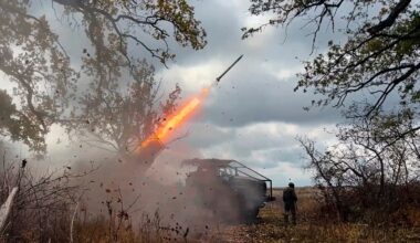 Ucraina - Russia, le notizie sul conflitto in diretta | Battaglia a Pokrosvsk, si combatte zona per zona. Mosca: «Accerchiati». Ma Kiev: «Lanciata la controffensiva»