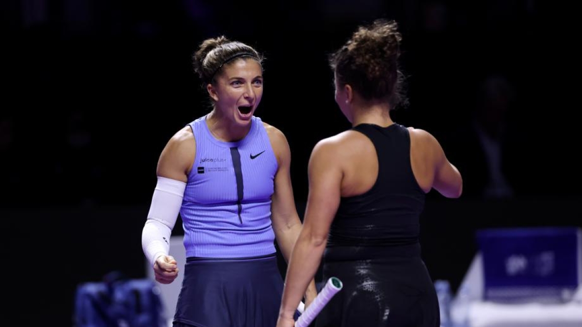 Paolini ed Errani vincono l'esordio in doppio alle Wta Finals, battute Schuurs-Muhammad 6-3, 6-3