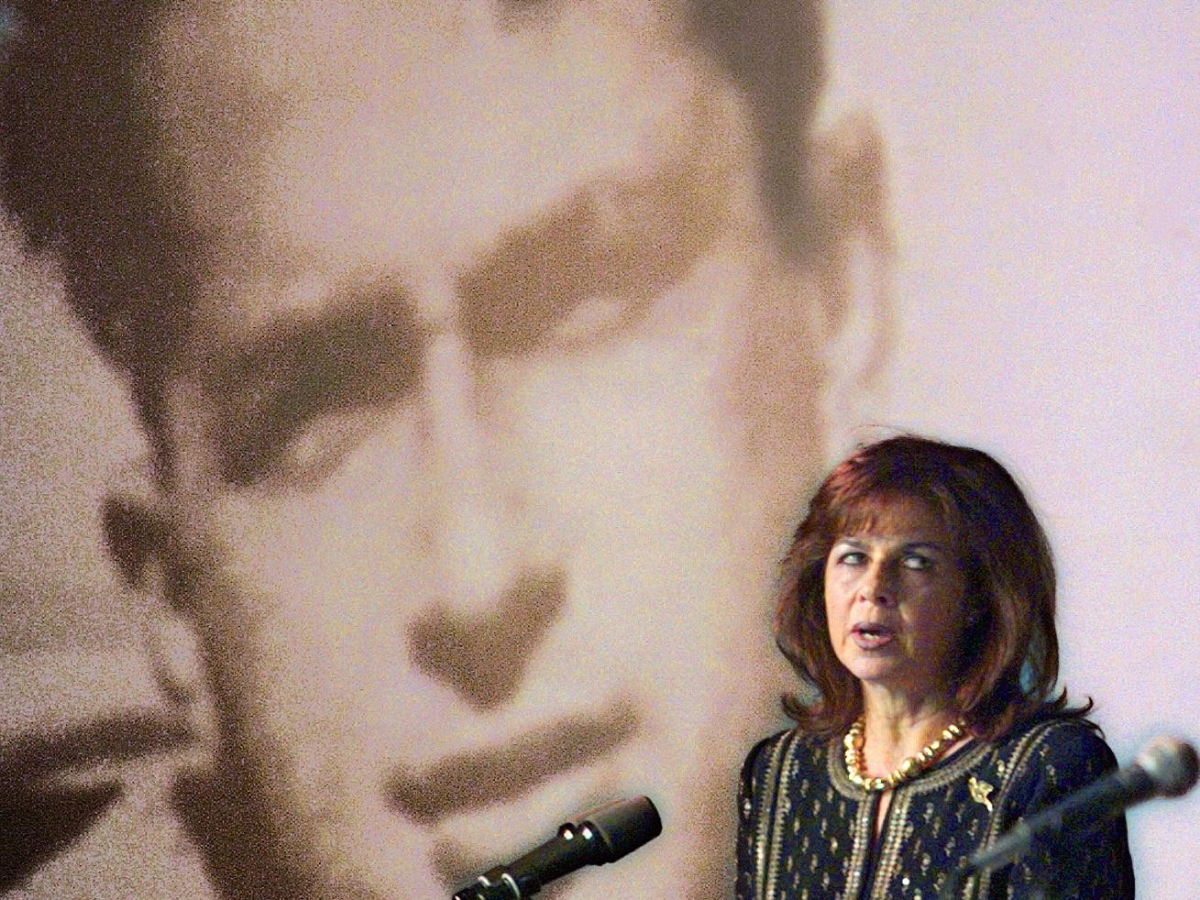 «Quell’ultimo abbraccio che non ho potuto dare a mio padre Yitzhak Rabin»