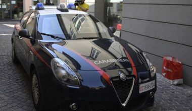 Pescara, i bambini litigano e il padre prende a schiaffi e calci l'amichetto del figlio di otto anni: denunciato