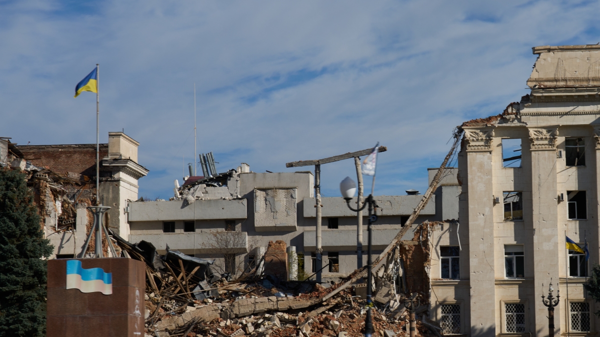 Ucraina - Russia, le notizie sul conflitto in diretta | Massiccio attacco russo su Odessa. Zelensky telefona a von der Leyen: aiuti per il sostegno energetico - Corriere della Sera