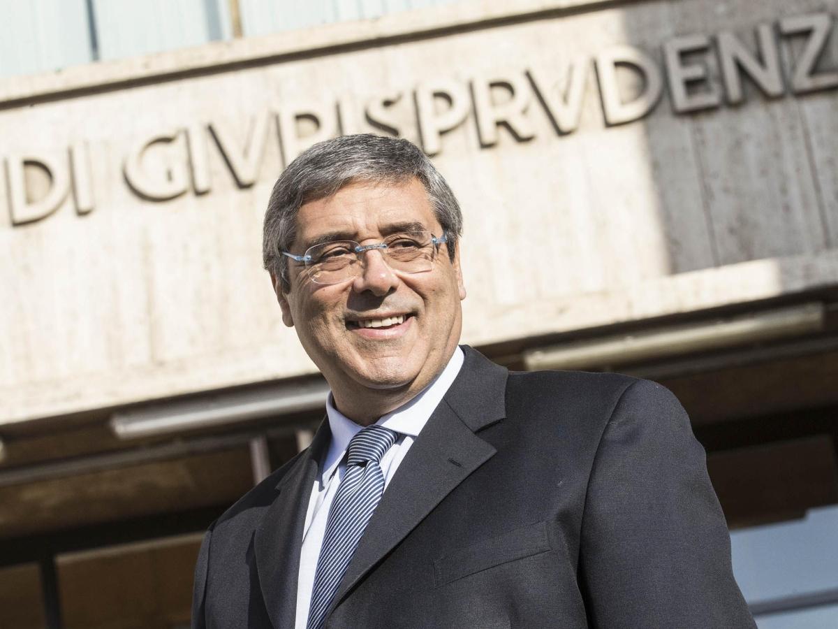 Appalti truccati, chiesto l'arresto di Salvatore Cuffaro e Saverio Romano