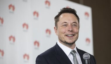 Tesla, gli azionisti approvano il maxi-stipendio di Elon Musk: via libera al piano da mille miliardi di dollari