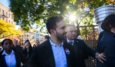 Elezioni a New York, Mamdani favorito. Trump lo attacca e lancia un appello agli ebrei: «Votategli contro»