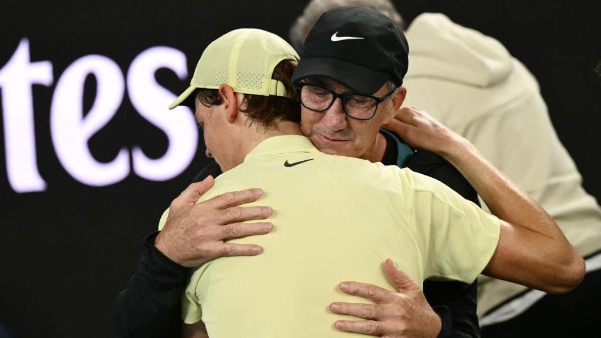 Darren Cahill resta nel team di Jannik Sinner per il 2026