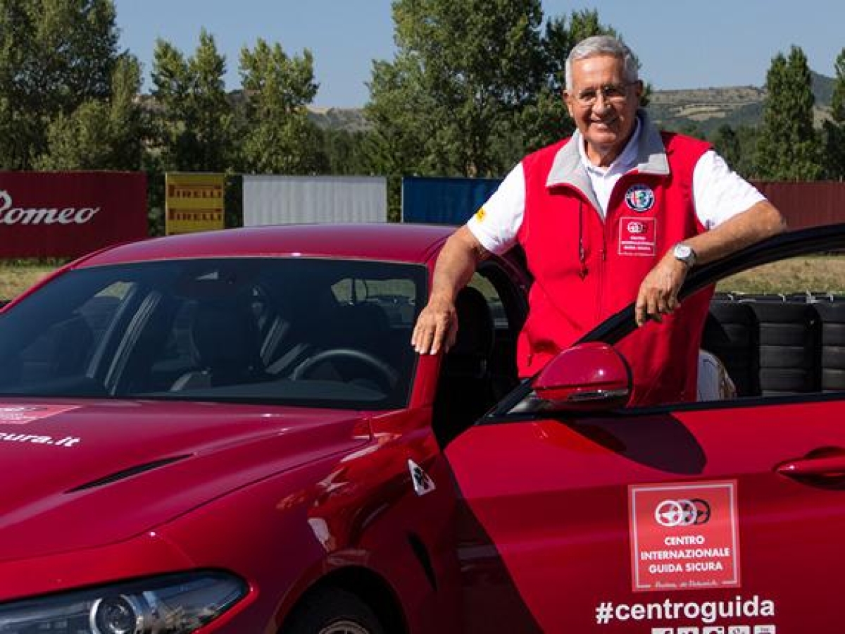 Andrea de Adamich è morto: ex pilota di Formula 1 e telecronista, aveva 84 anni