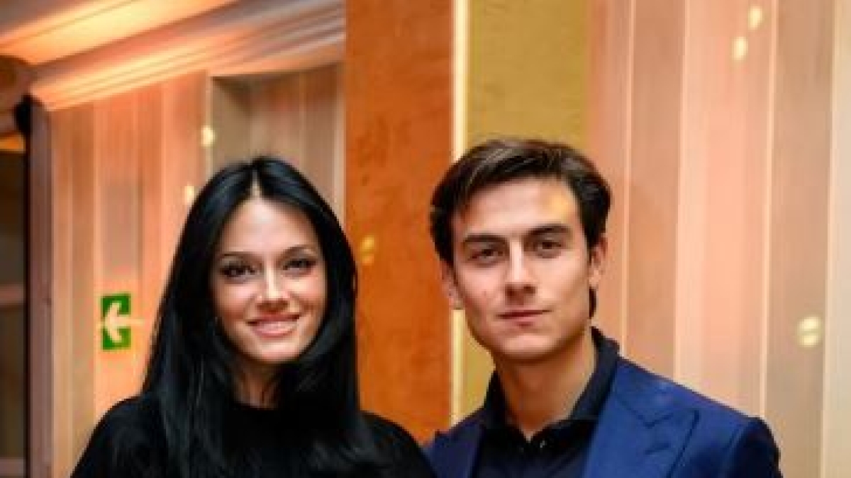 Paulo Dybala e la moglie Oriana: «Abbiamo perso un figlio»