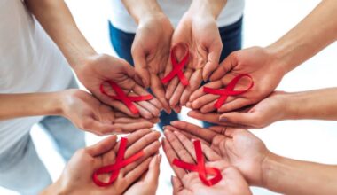 Hiv, diagnosi in aumento. Ecco perchè non va abbassata la guardia contro il virus «dimenticato»