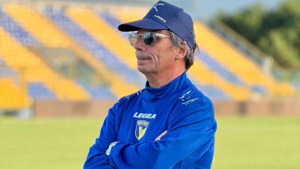 Intervsta Ezio Capuano, allenatore del Giugliano: "Vale più della Champions"
