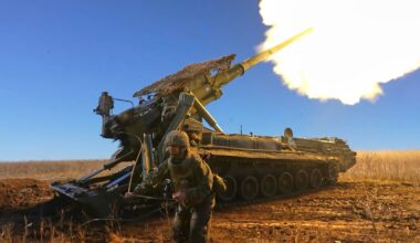 Ucraina - Russia, le notizie sul conflitto in diretta | Trump, stiamo cercando di mettere fine alla guerra, fatti molti progressi. Oggi il presidente incontra Orbán