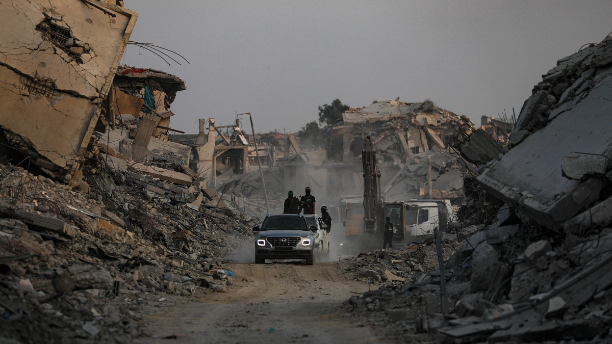 Gaza, le notizie sulla tregua Israele-Hamas in diretta | Trump, «molto presto» forza di stabilizzazione a Gaza. Mattarella: «Grande amicizia con la Palestina, Anp interlocutore»