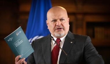 Il Qatar avrebbe fatto spiare l'accusatrice di Karim Khan, il procuratore che accusa Netanyahu. Il Guardian: «Complotto per delegittimarla»